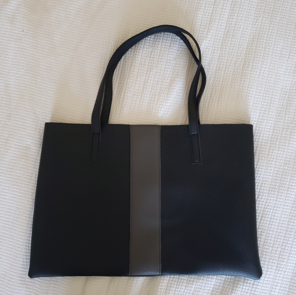 Vince Camuto Tote Bag